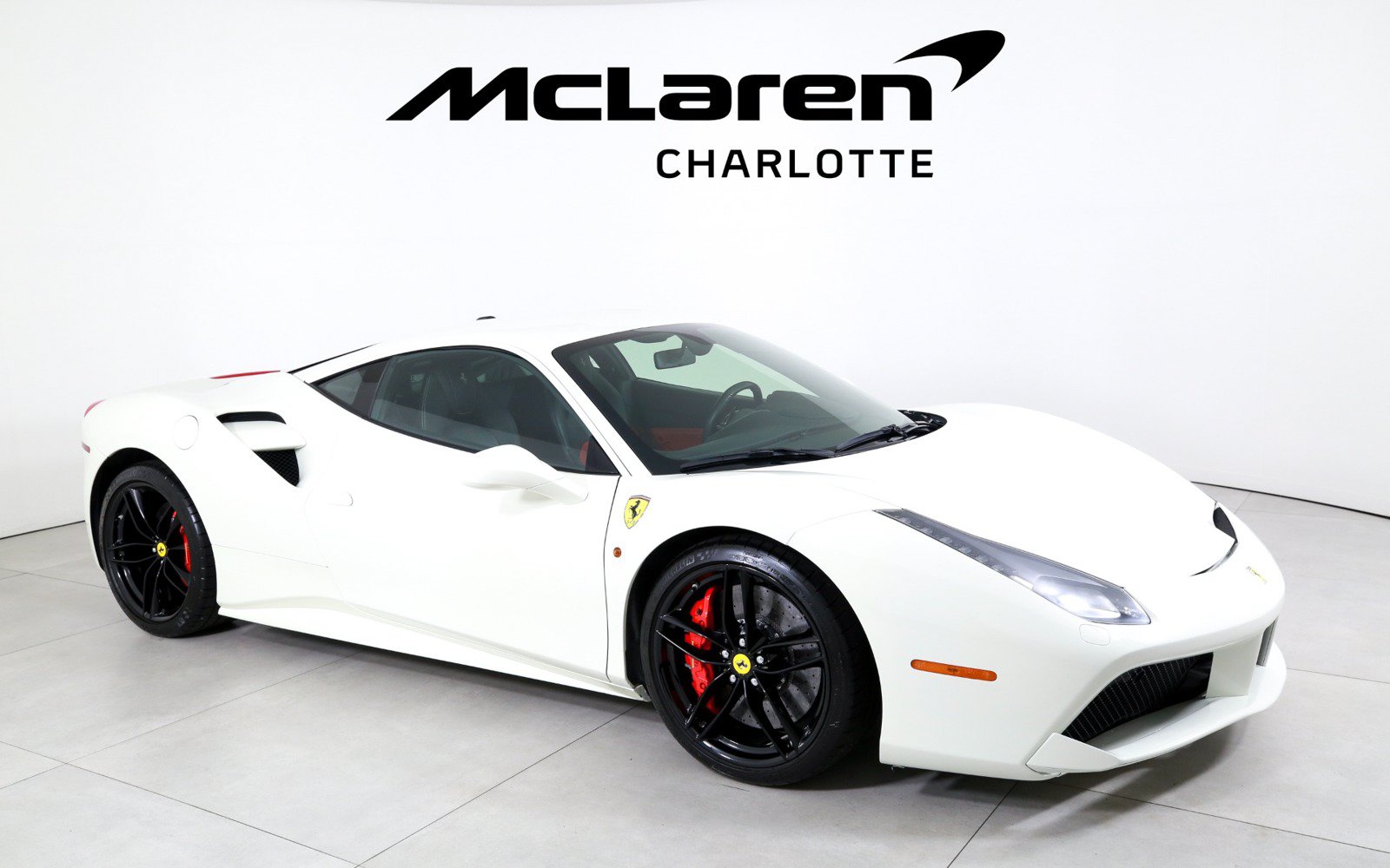 Used 2019 Ferrari 488 GTB RWD image 2