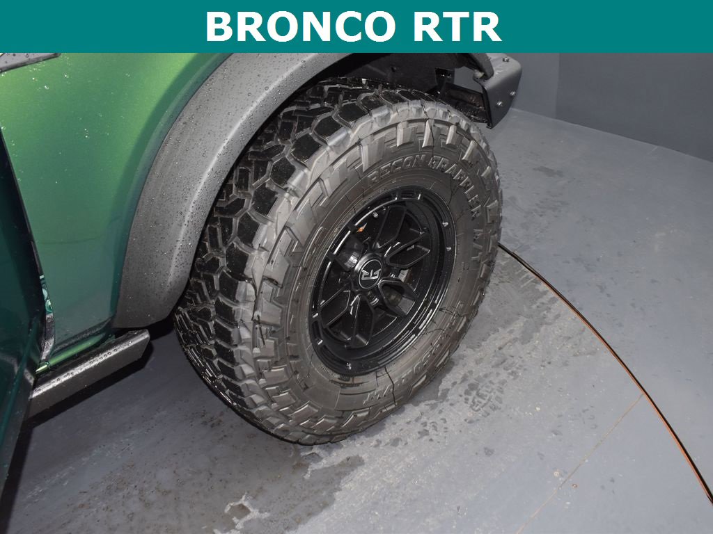 New 2025 Ford Bronco Badlands image 12