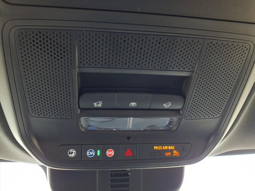 New 2026 Chevrolet Traverse LT w/ Sun and Wheel Package image 25