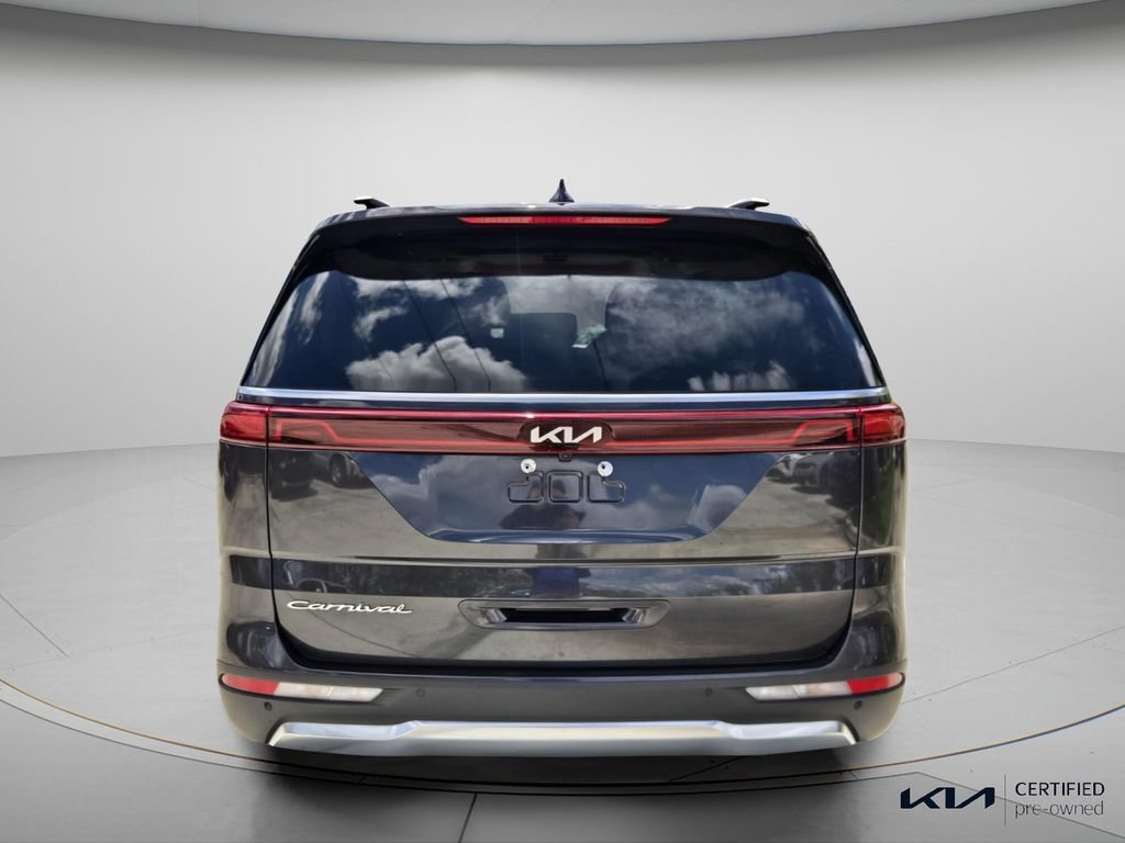 Certified 2022 Kia Carnival SX Prestige FWD image 6