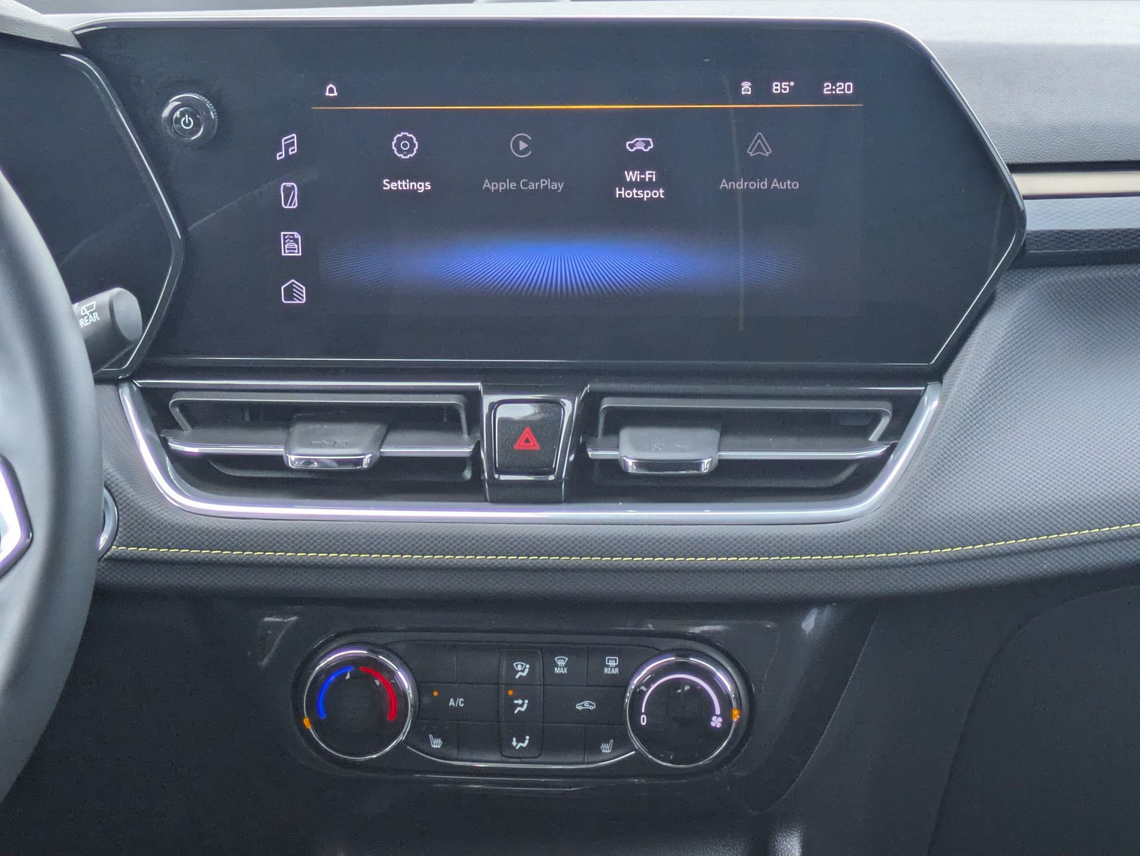 Used 2025 Chevrolet TrailBlazer ACTIV w/ Driver Confidence Package FWD image 20
