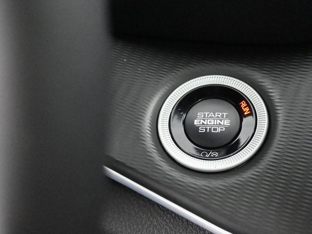 New 2025 Jeep Grand Cherokee Laredo X w/ Luxury Tech Group I image 26