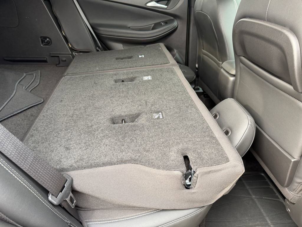 Used 2021 Buick Encore GX Preferred w/ Cold Weather Comfort Package image 30