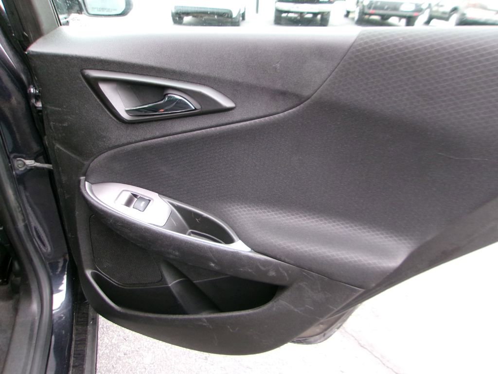 Used 2023 Chevrolet Malibu LT image 15