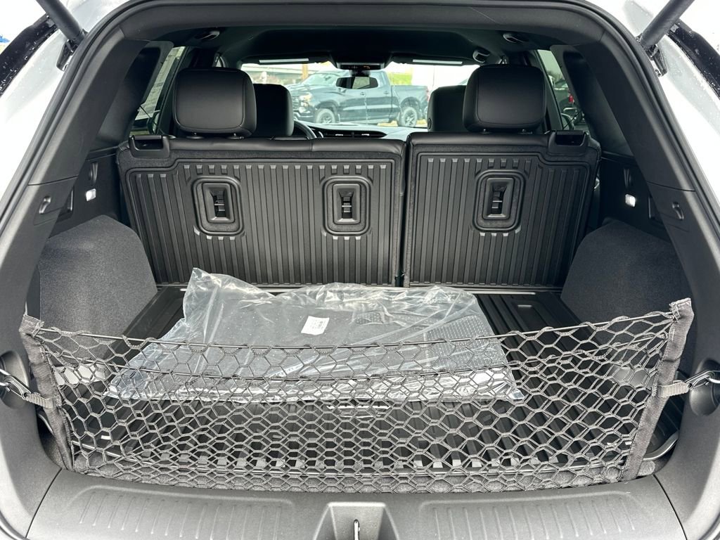 New 2026 Cadillac XT5 Luxury w/ LPO, Floor Liner Package image 6