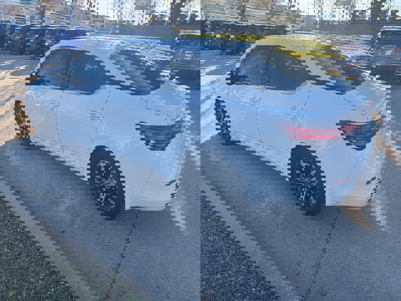 Certified 2021 Nissan Sentra SV image 4