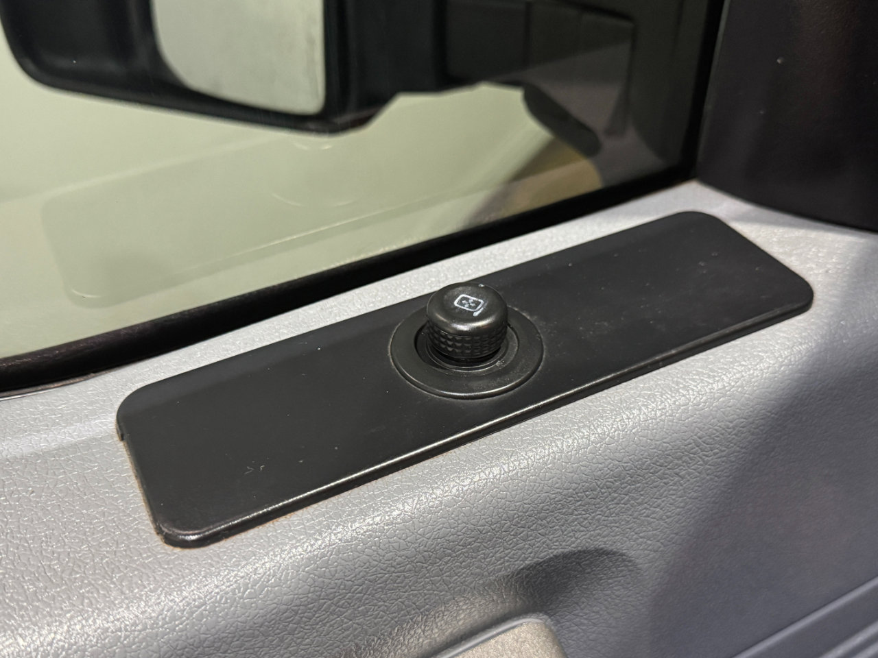 Used 2016 Ford F250 XLT w/ FX4 Off-Road Package image 28