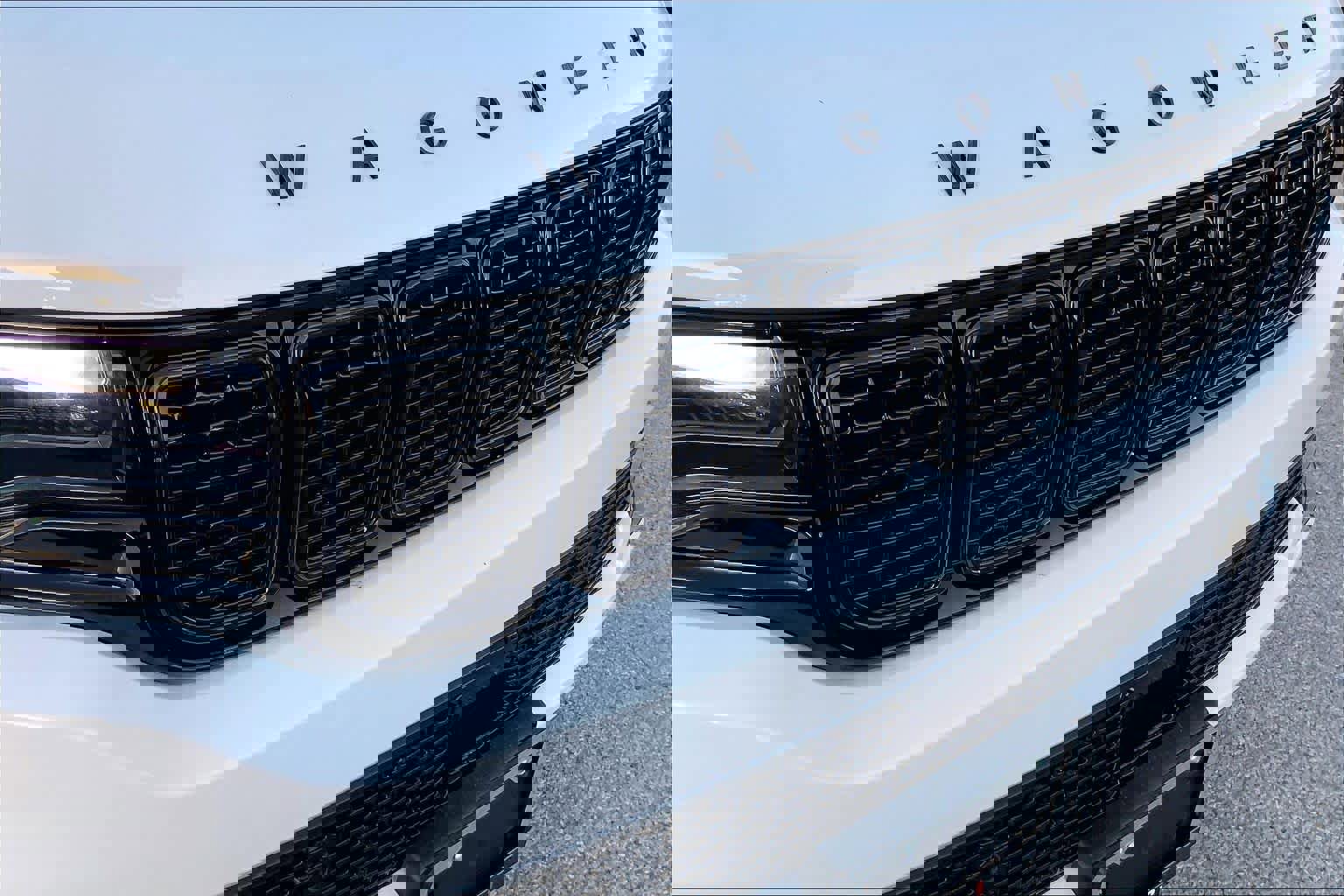 Used 2023 Jeep Wagoneer Series II image 28