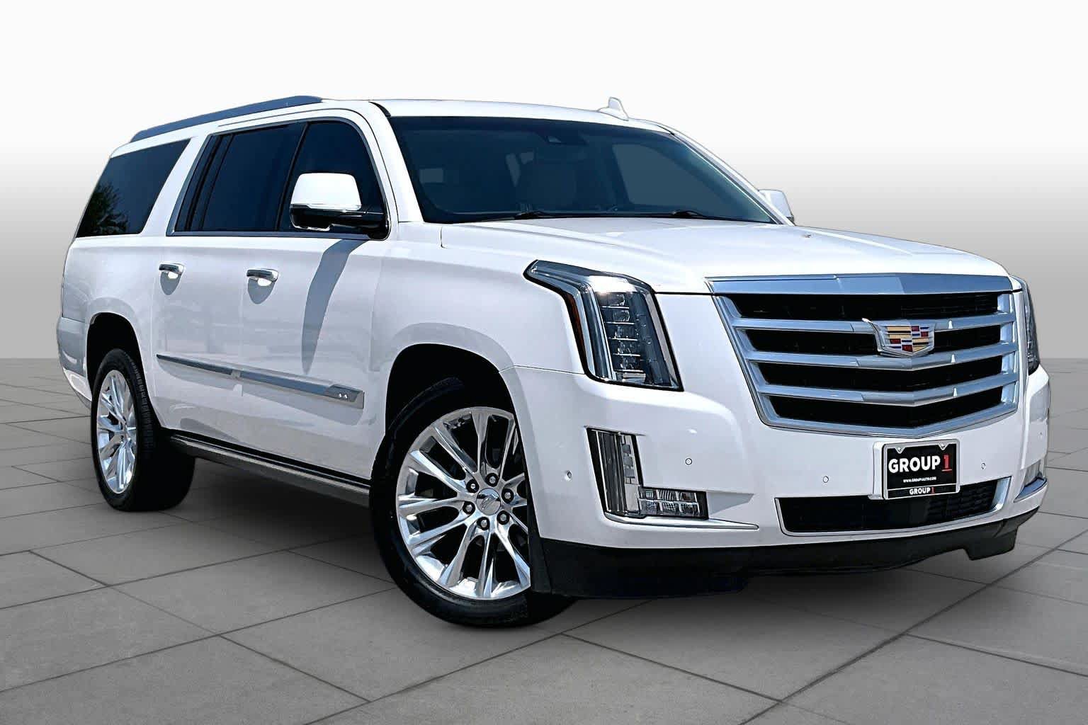 Used 2019 Cadillac Escalade ESV Premium Luxury RWD image 3