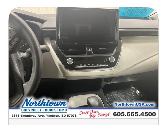 Used 2023 Toyota Corolla LE FWD image 22