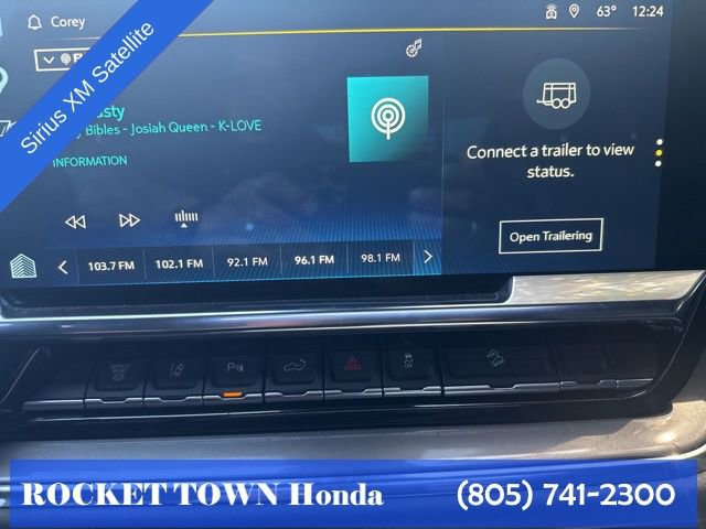 Used 2024 Chevrolet Silverado 2500 High Country w/ High Country Premium Package AWD/4WD image 17