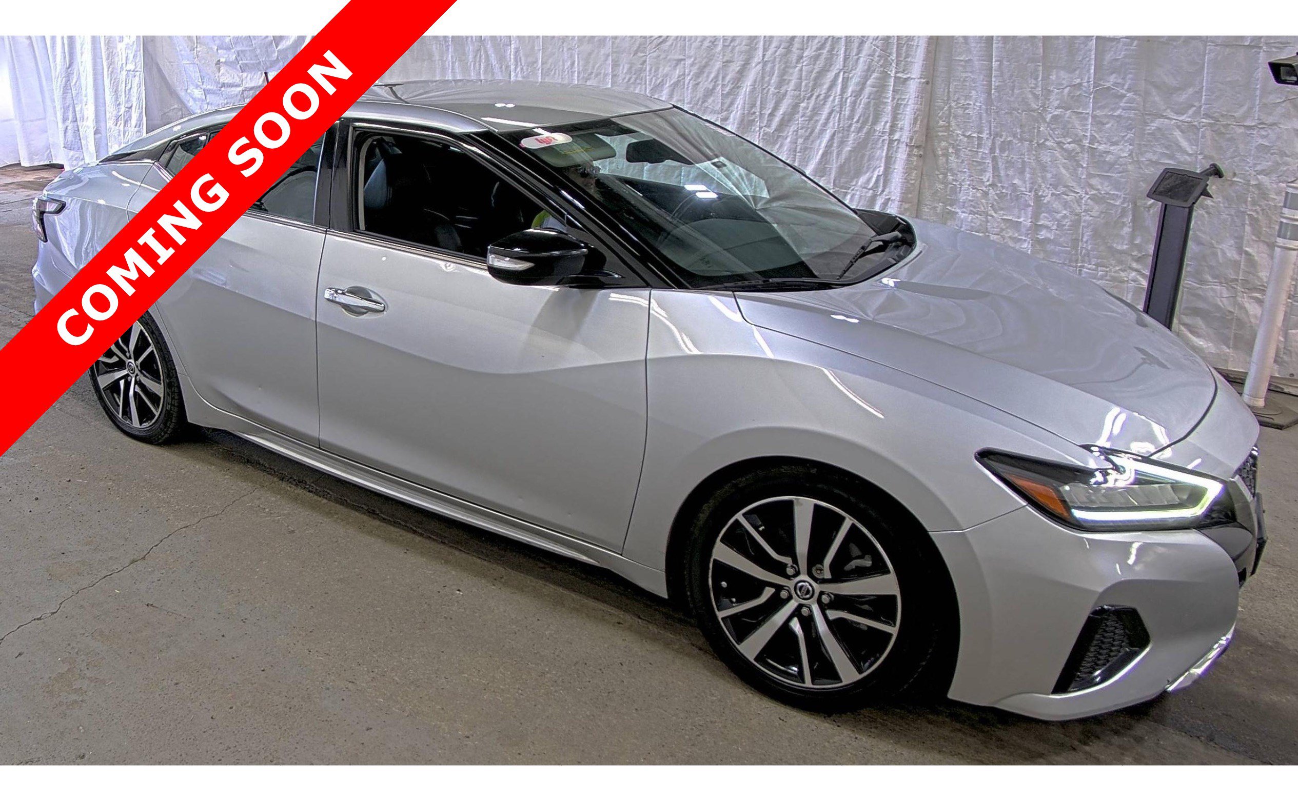 Used 2022 Nissan Maxima SV w/ Floor Mat Group FWD image 3