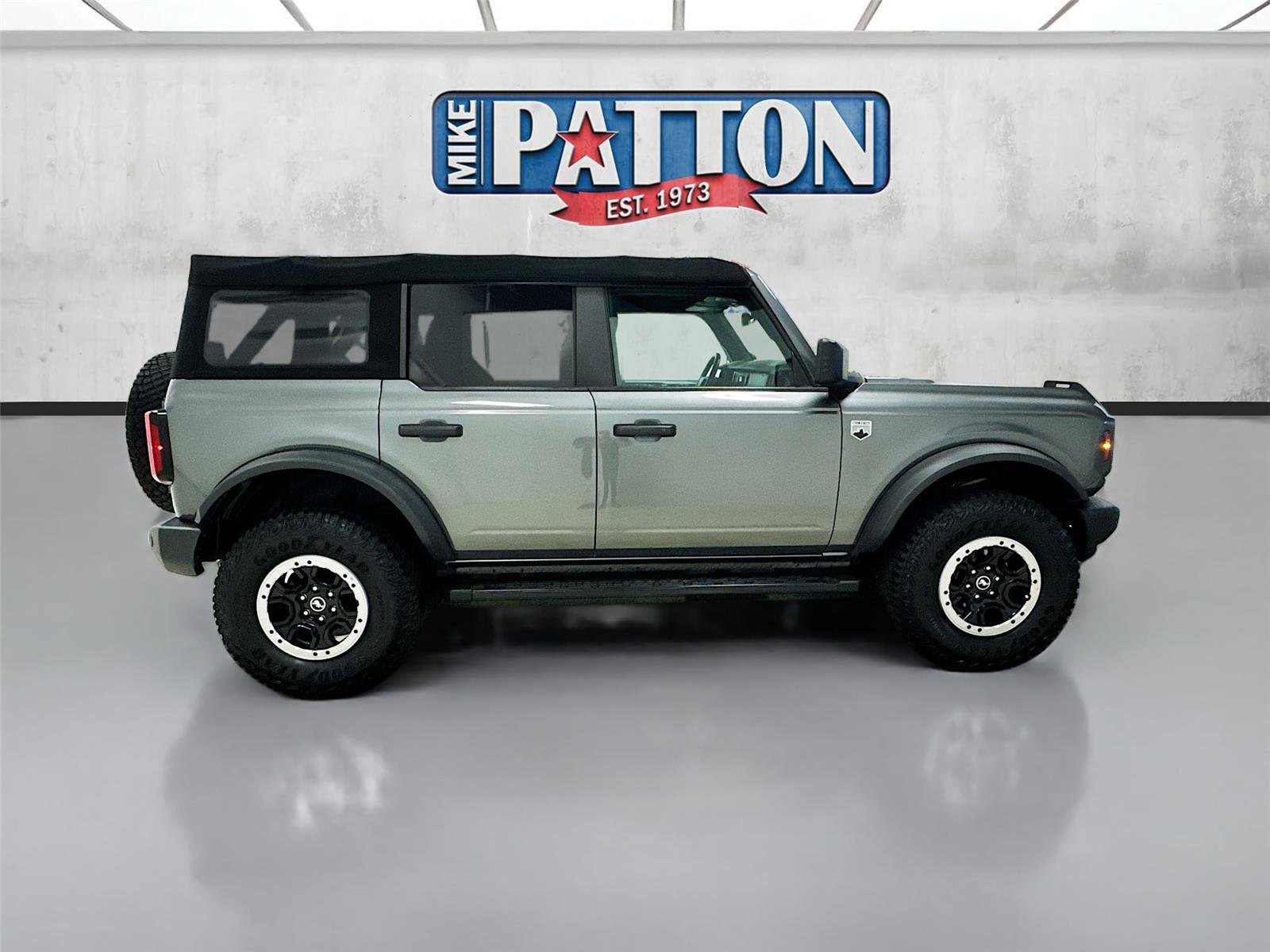 Used 2022 Ford Bronco Big Bend w/ Sasquatch Package AWD/4WD image 8