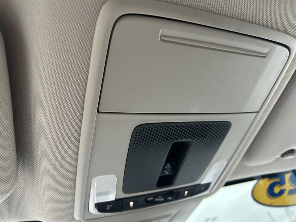 Used 2025 Honda CR-V EX image 18