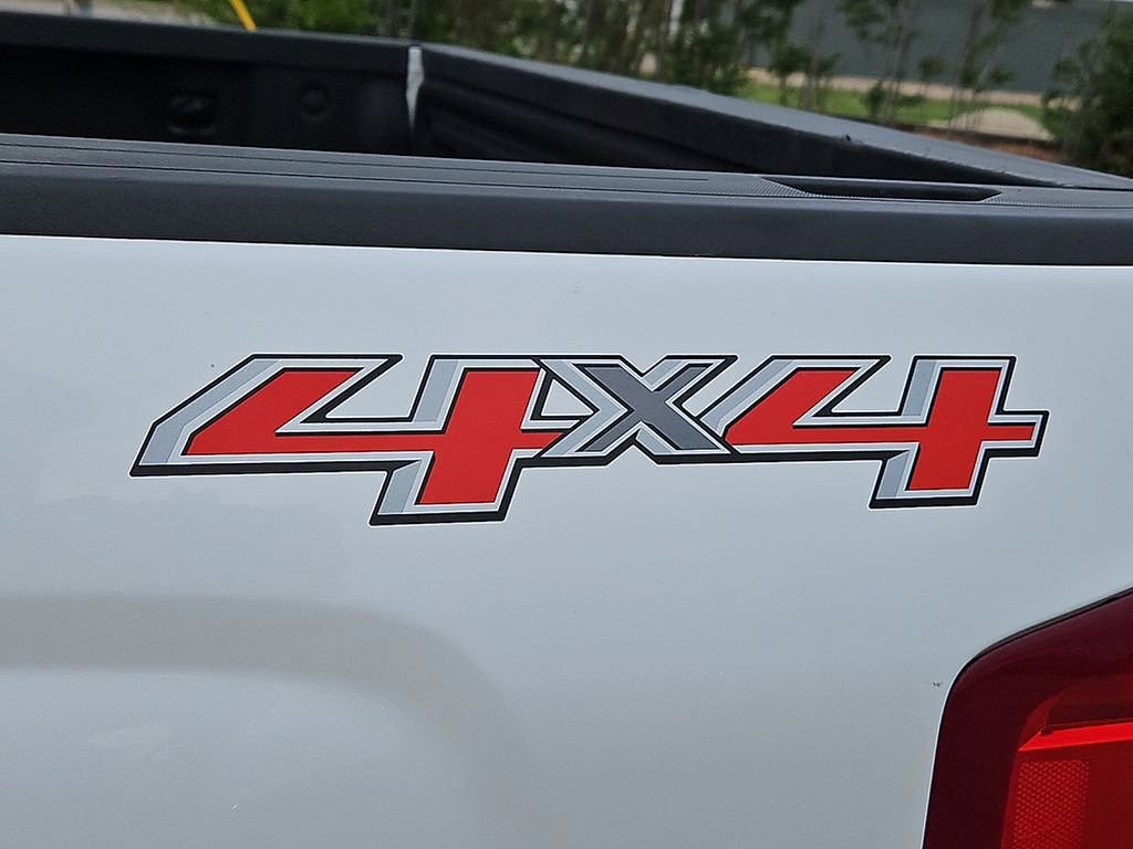 Used 2017 Chevrolet Silverado 1500 High Country image 15