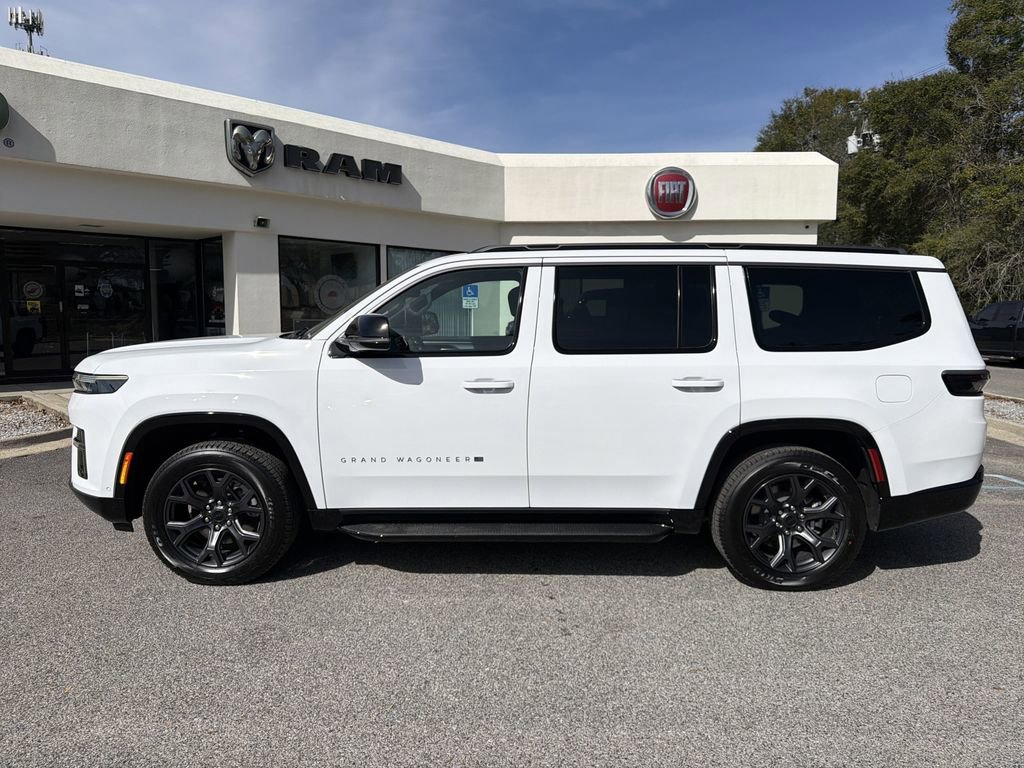 New 2026 Jeep Grand Wagoneer Limited w/ HD Trailer Tow Package image 8