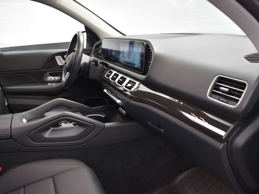 Used 2020 Mercedes-Benz GLE 350 4MATIC image 23