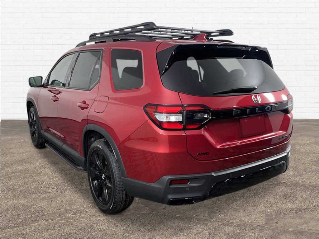 New 2026 Honda Pilot Black Edition image 4