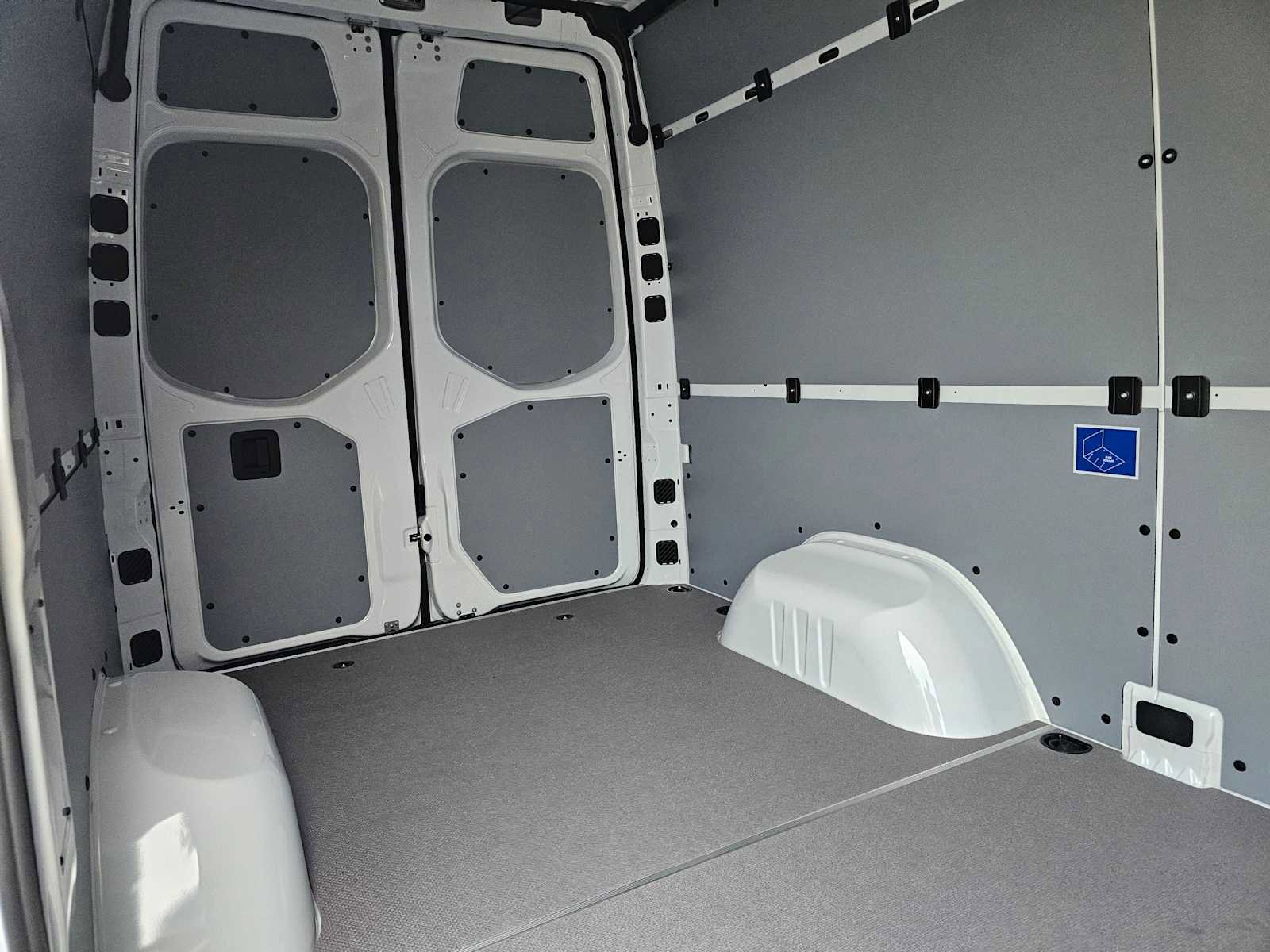 Used 2024 Mercedes-Benz Sprinter 3500 image 13