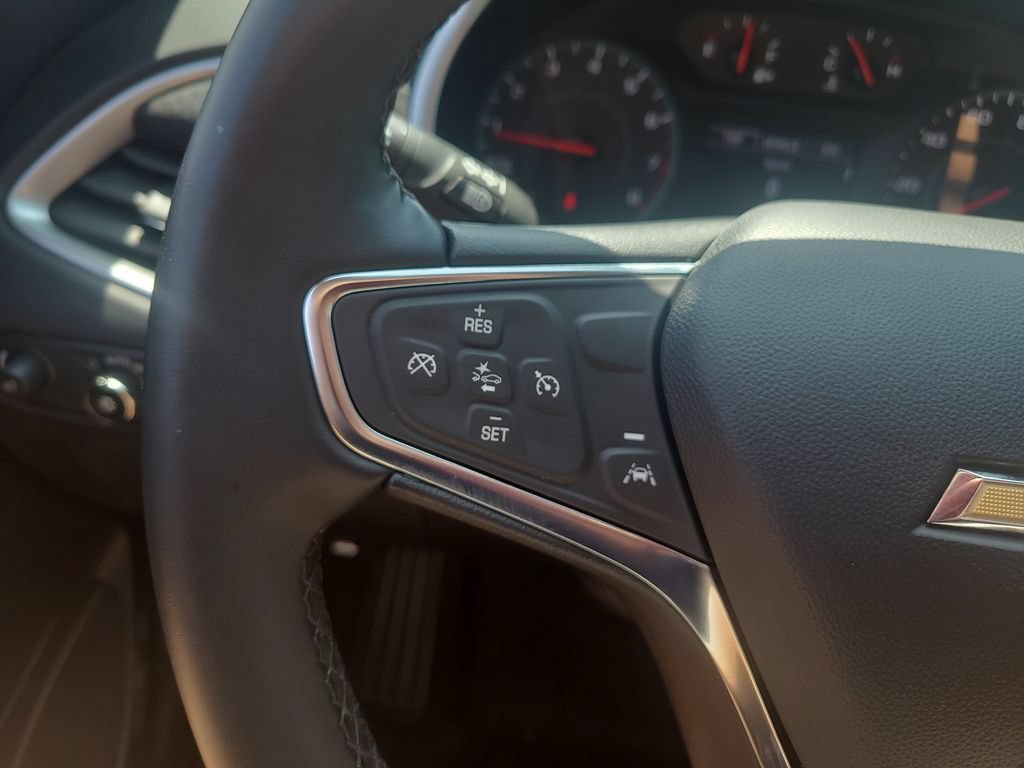 Used 2025 Chevrolet Malibu RS FWD image 26