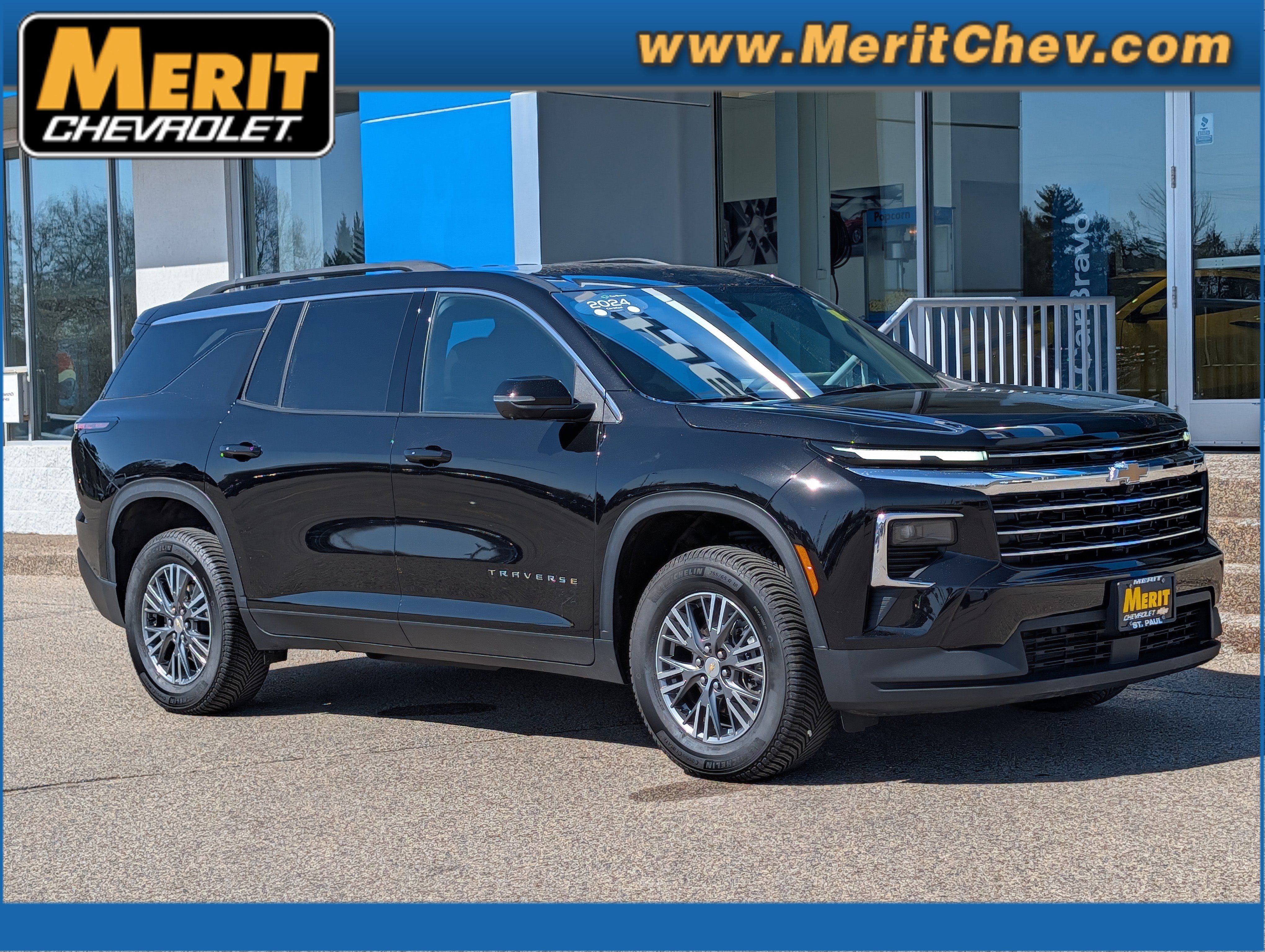 Certified 2024 Chevrolet Traverse LT w/ Trailering Package AWD/4WD image 1