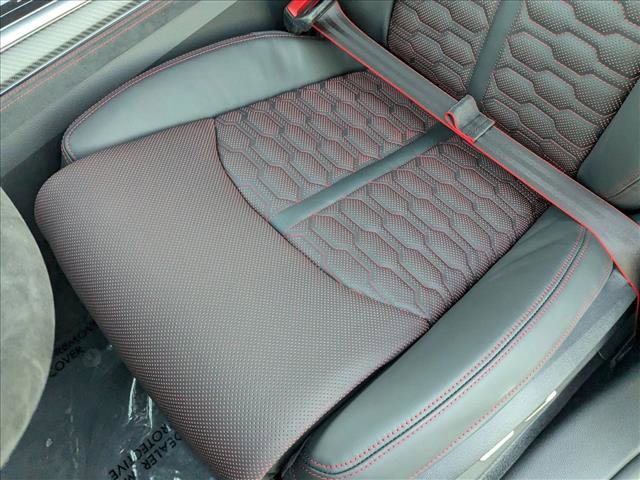 New 2025 Audi RS Q8 performance image 4