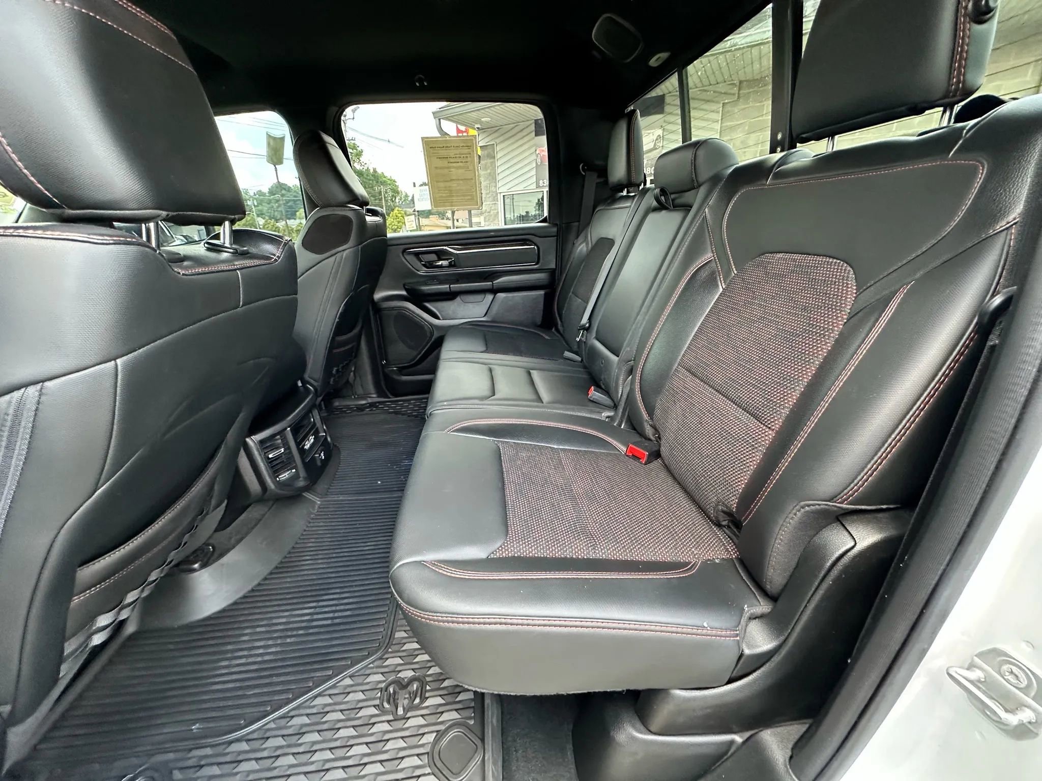 Used 2021 RAM 1500 Big Horn w/ Built-to-serve Edition image 29
