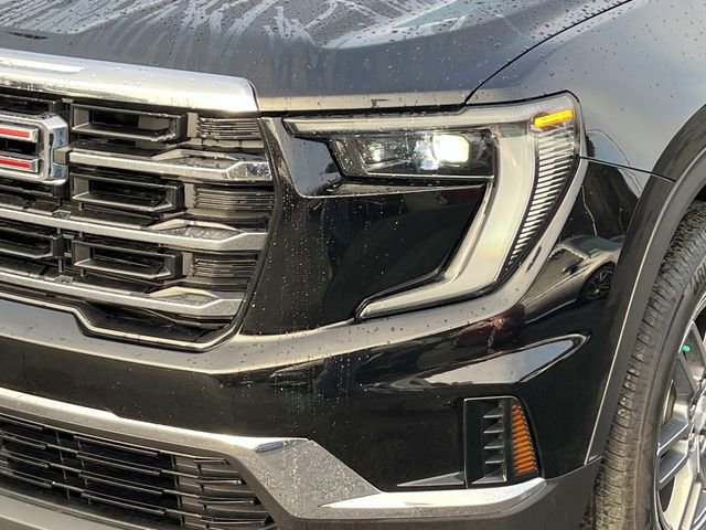Used 2025 GMC Acadia Elevation image 10