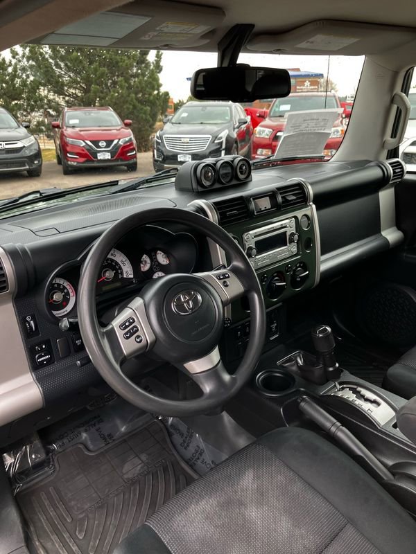 Used 2011 Toyota FJ Cruiser 4WD image 15
