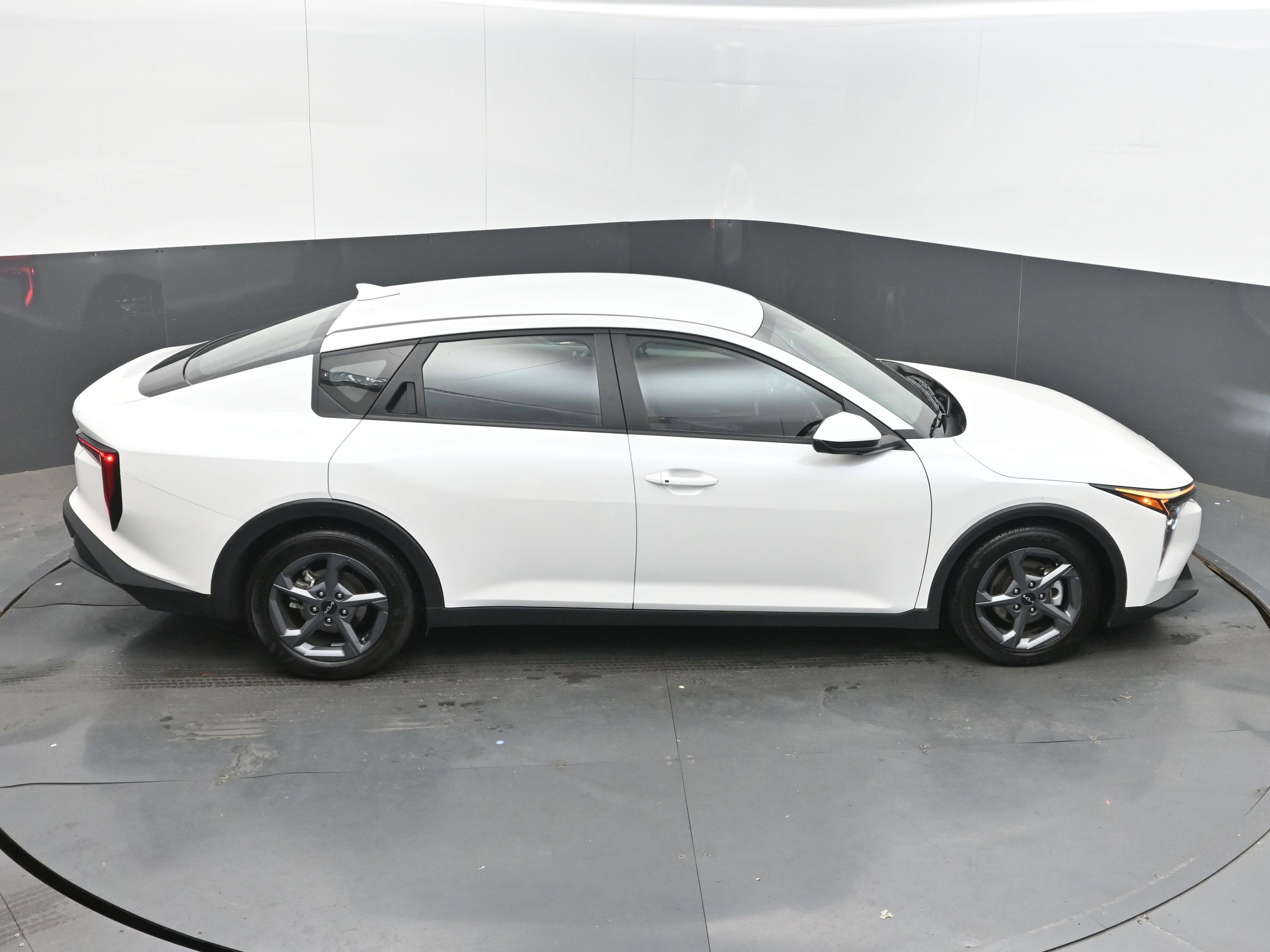Used 2025 Kia K4 FWD image 38