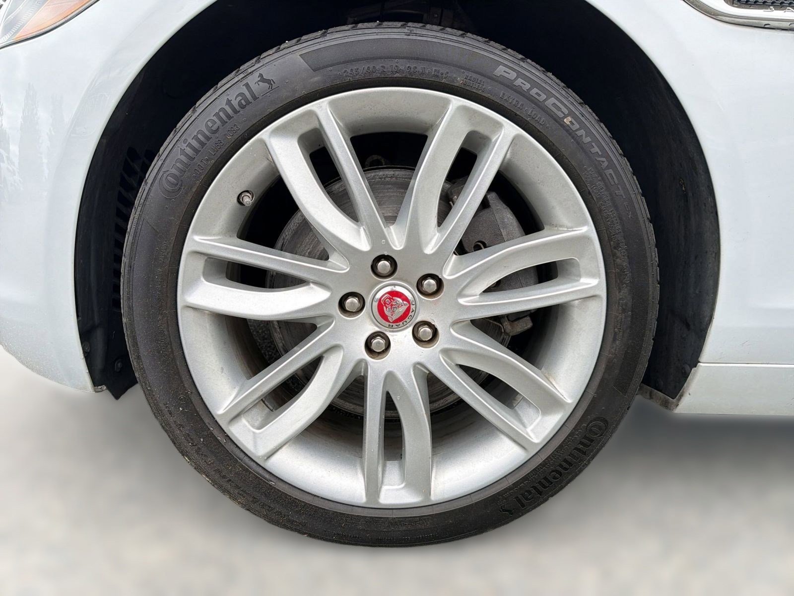 Used 2018 Jaguar XF Portfolio AWD/4WD image 11
