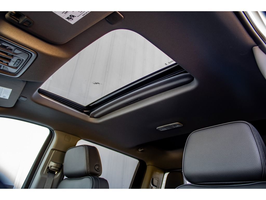 New 2026 GMC Sierra 3500 Denali w/ Denali Reserve Package image 25