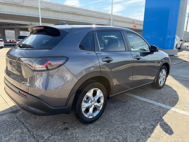 Used 2025 Honda HR-V LX image 7