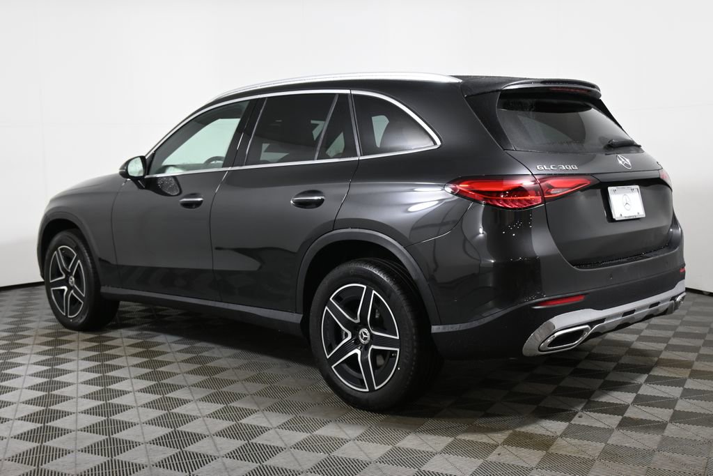 Used 2026 Mercedes-Benz GLC 300 4MATIC image 5
