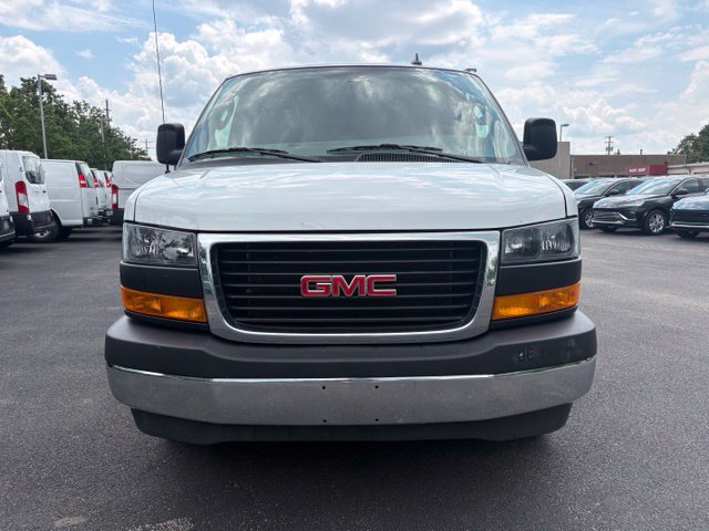 Used 2025 GMC Savana 2500 w/ Driver Convenience Package RWD image 15