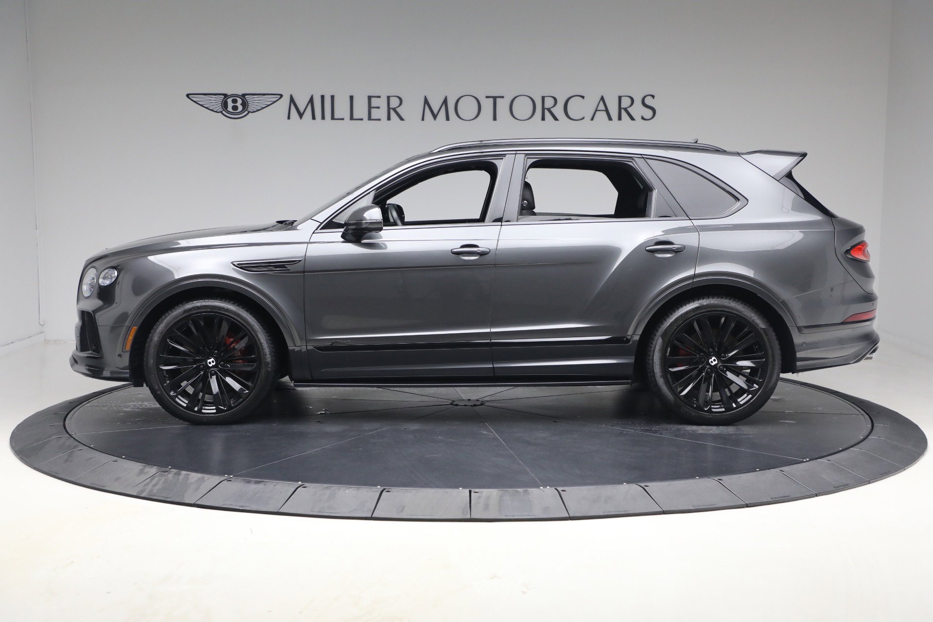 Used 2022 Bentley Bentayga Speed image 2
