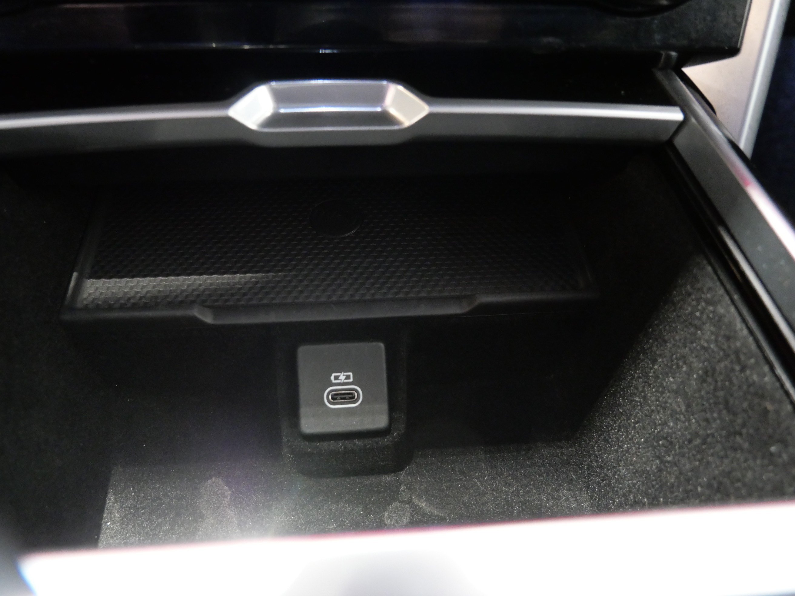 Certified 2023 Land Rover Range Rover SV AWD/4WD image 28