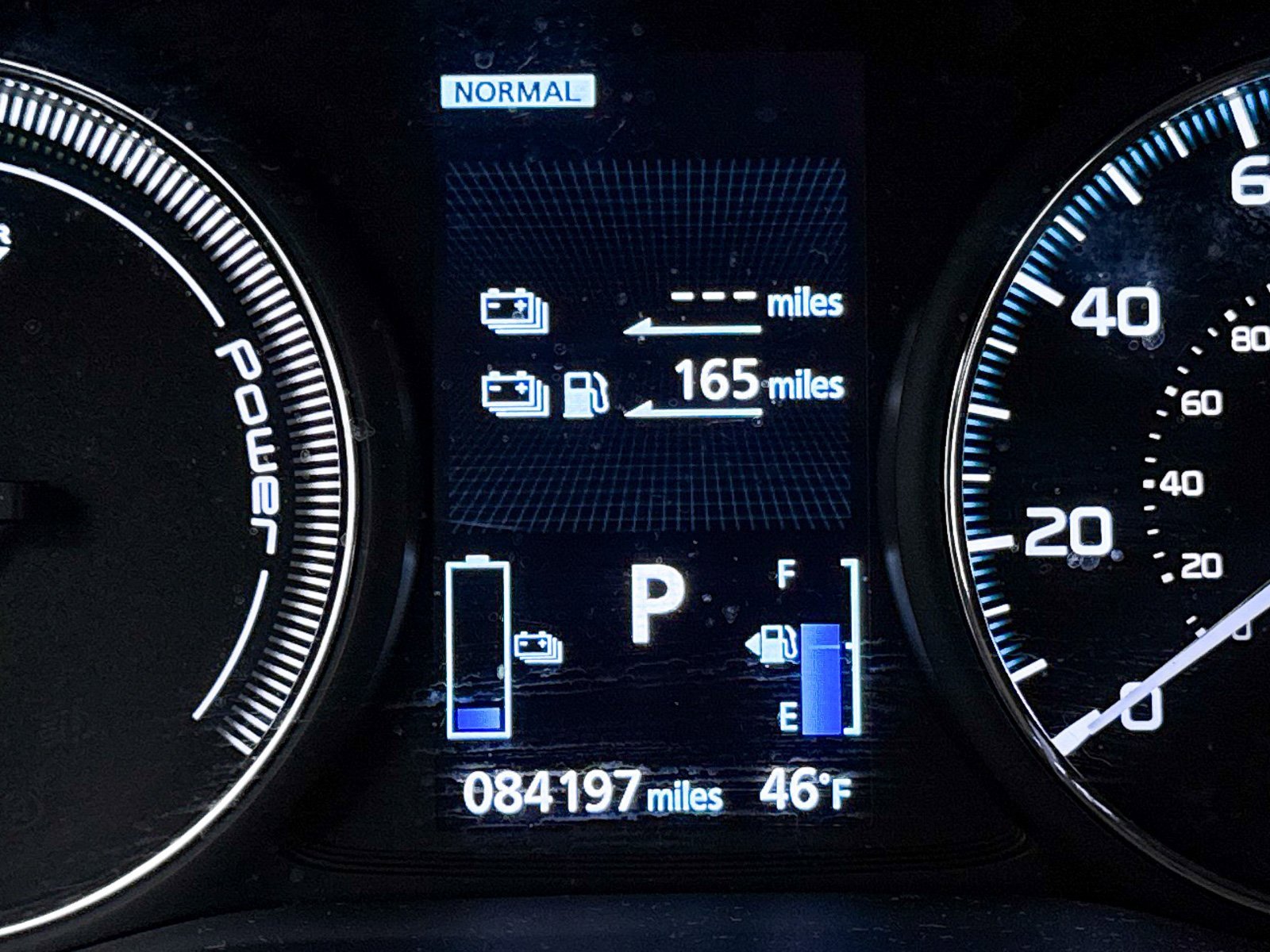 Used 2018 Mitsubishi Outlander SEL image 32