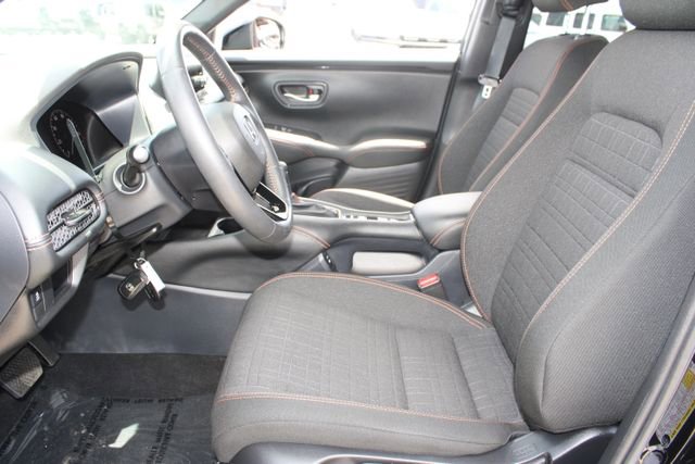 Used 2025 Honda HR-V Sport image 30