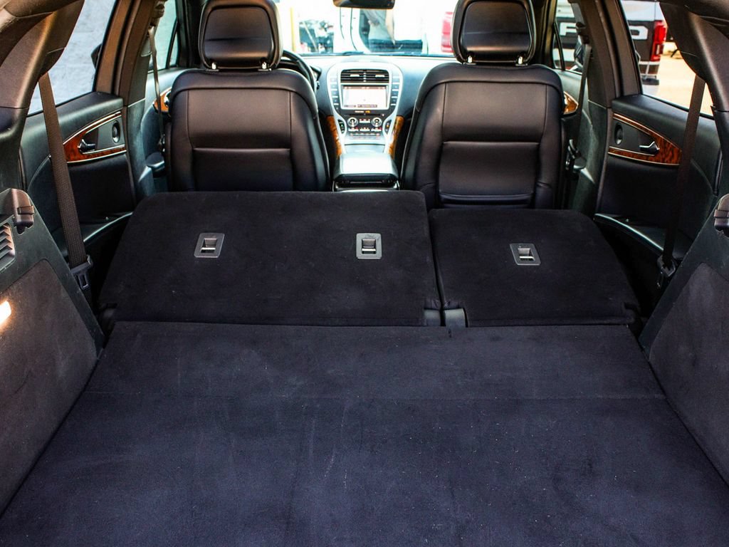 Used 2020 Lincoln Nautilus Reserve AWD/4WD image 46