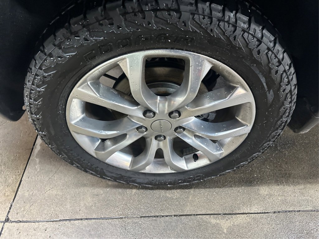 Used 2017 Dodge Durango Citadel image 18