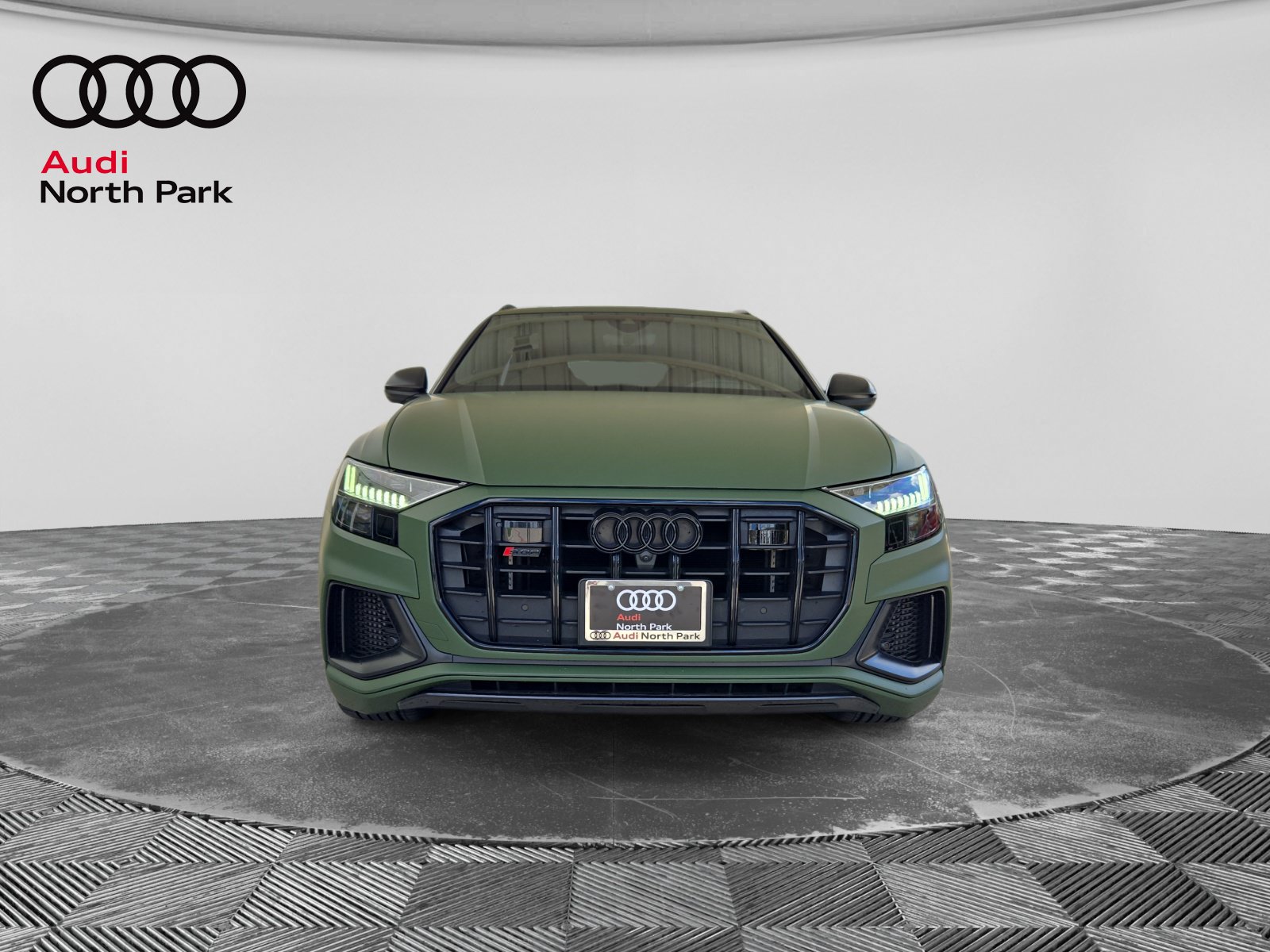 Used 2023 Audi SQ8 Prestige w/ Prestige Package AWD/4WD image 8