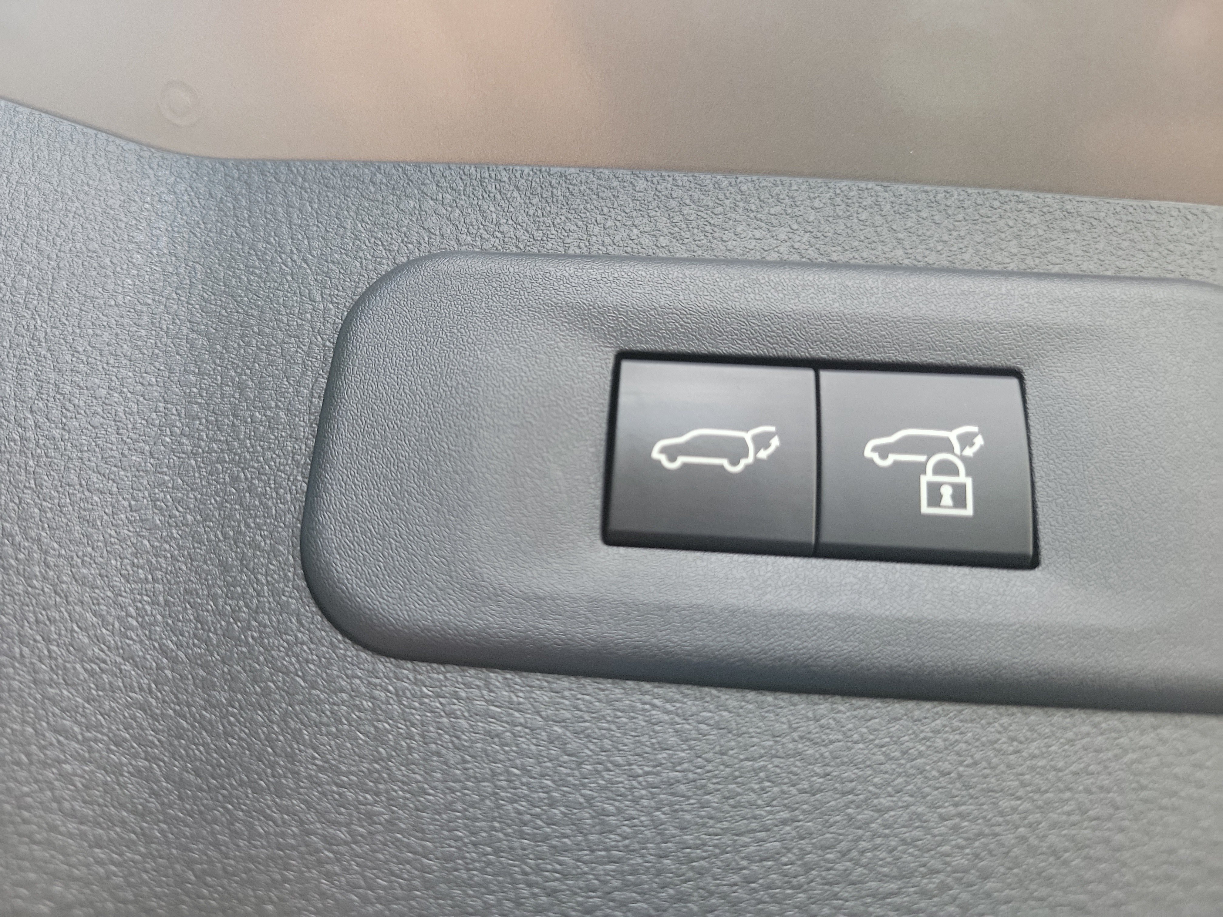 Certified 2024 Lexus NX 250 FWD w/ Towing Package (2000 Lbs) image 10