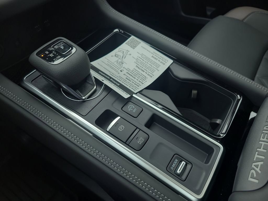 New 2026 Nissan Pathfinder Platinum FWD image 20