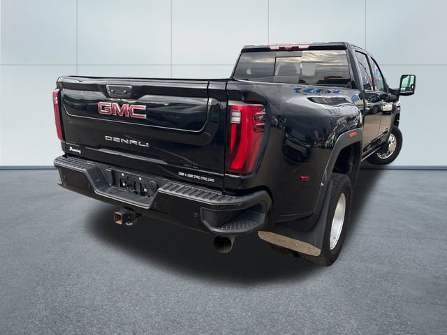 Used 2025 GMC Sierra 3500 Denali w/ Denali Reserve Package AWD/4WD image 4