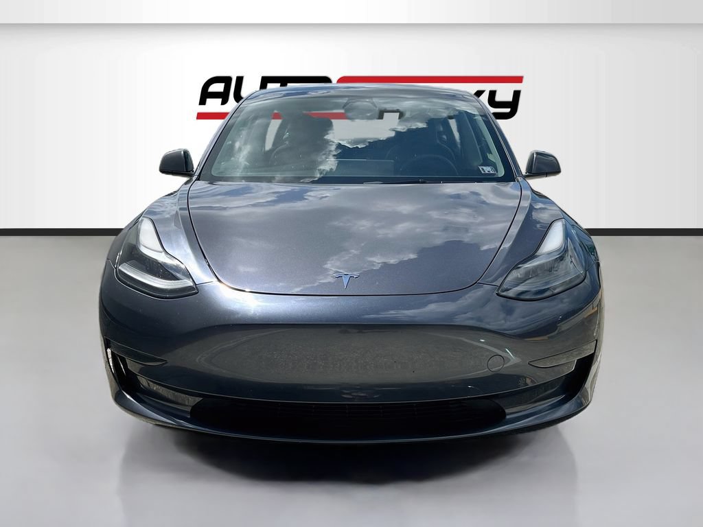 Used 2023 Tesla Model 3 Standard Range RWD image 2