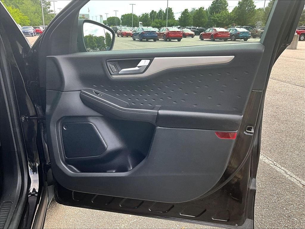 Used 2020 Ford Escape SEL AWD/4WD image 12