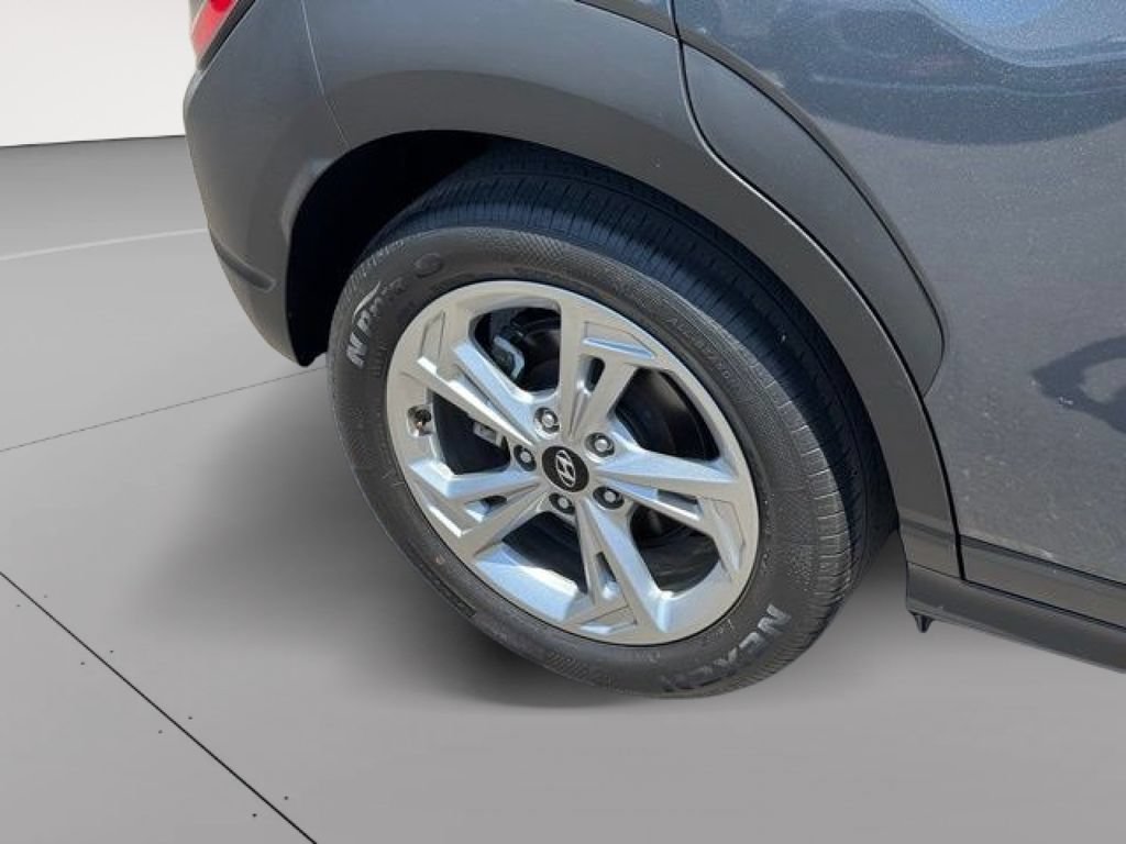 Used 2022 Hyundai Kona SEL AWD/4WD image 27