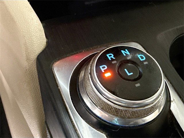 Used 2020 Ford Escape SEL image 18