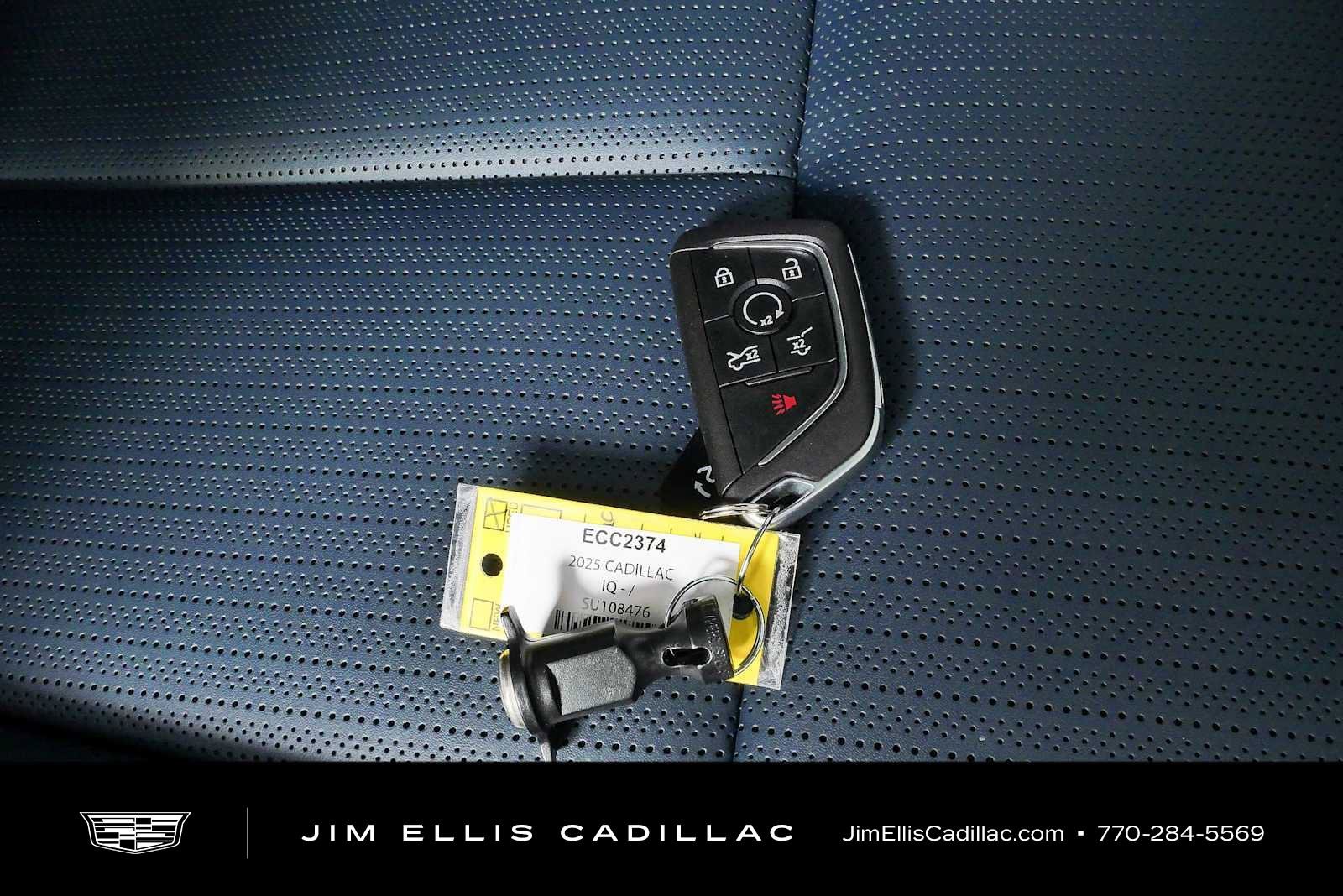 Certified 2025 Cadillac Escalade IQ Luxury 2 w/ LPO, Premium Carpet Package AWD/4WD image 26
